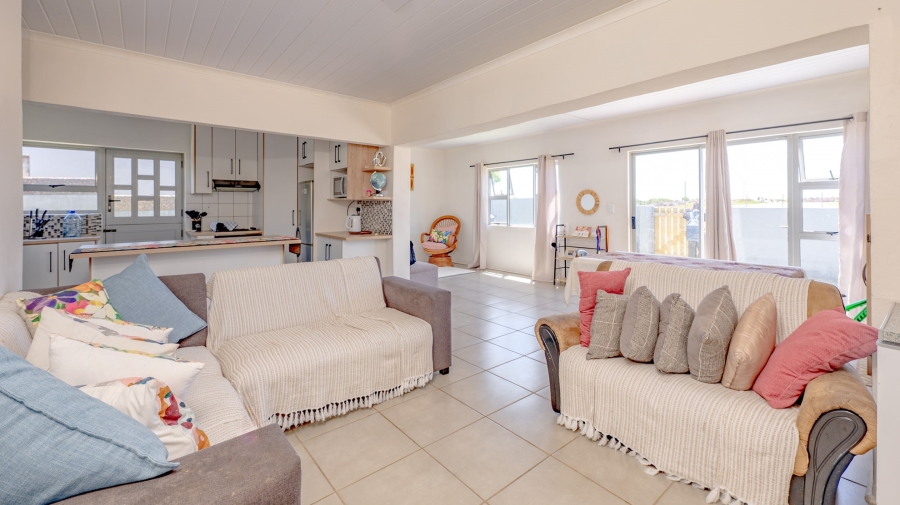 3 Bedroom Property for Sale in Struisbaai Western Cape